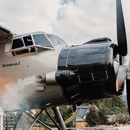 Antonov Im Garten - Flugzeug-Ferienwohnung Altendorf  Exterior photo
